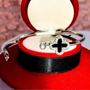 NWOT! INC International Concepts Hinged Rhinestone Plus Sign Bangle Bracelet!